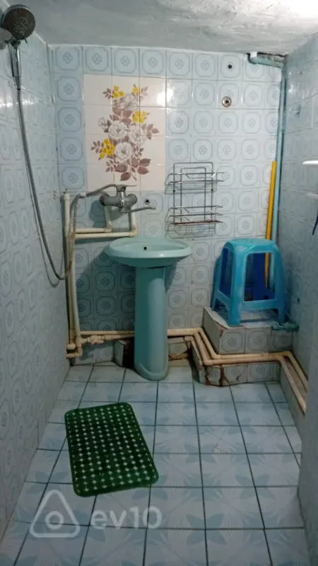 Kirayə verilir 2 otaqlı köhnə tikili 40 m²