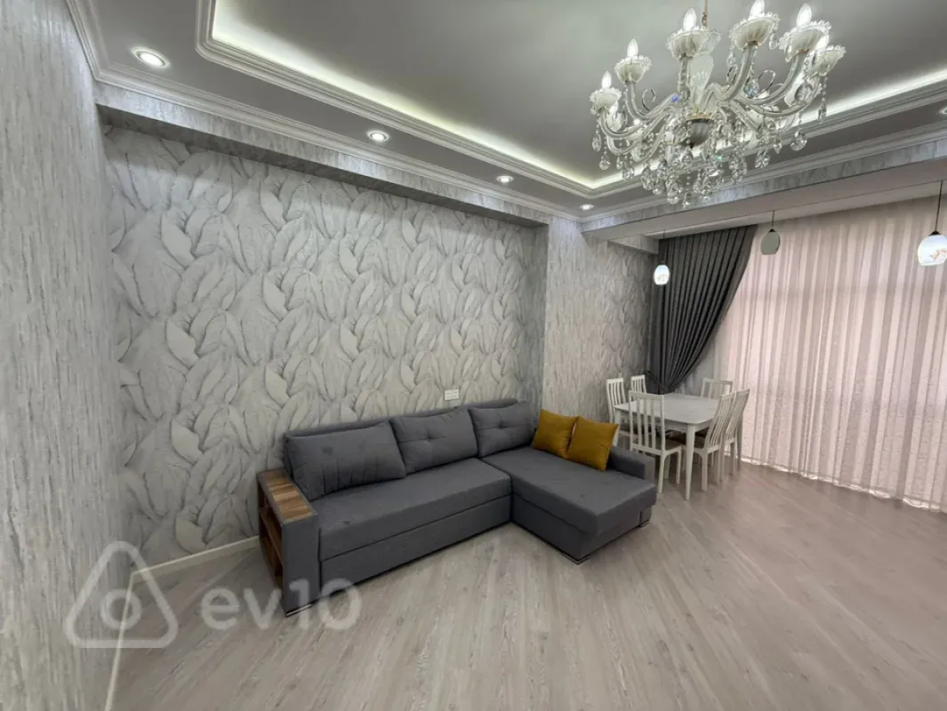Kirayə verilir 3 otaqlı yeni tikili 120 m²