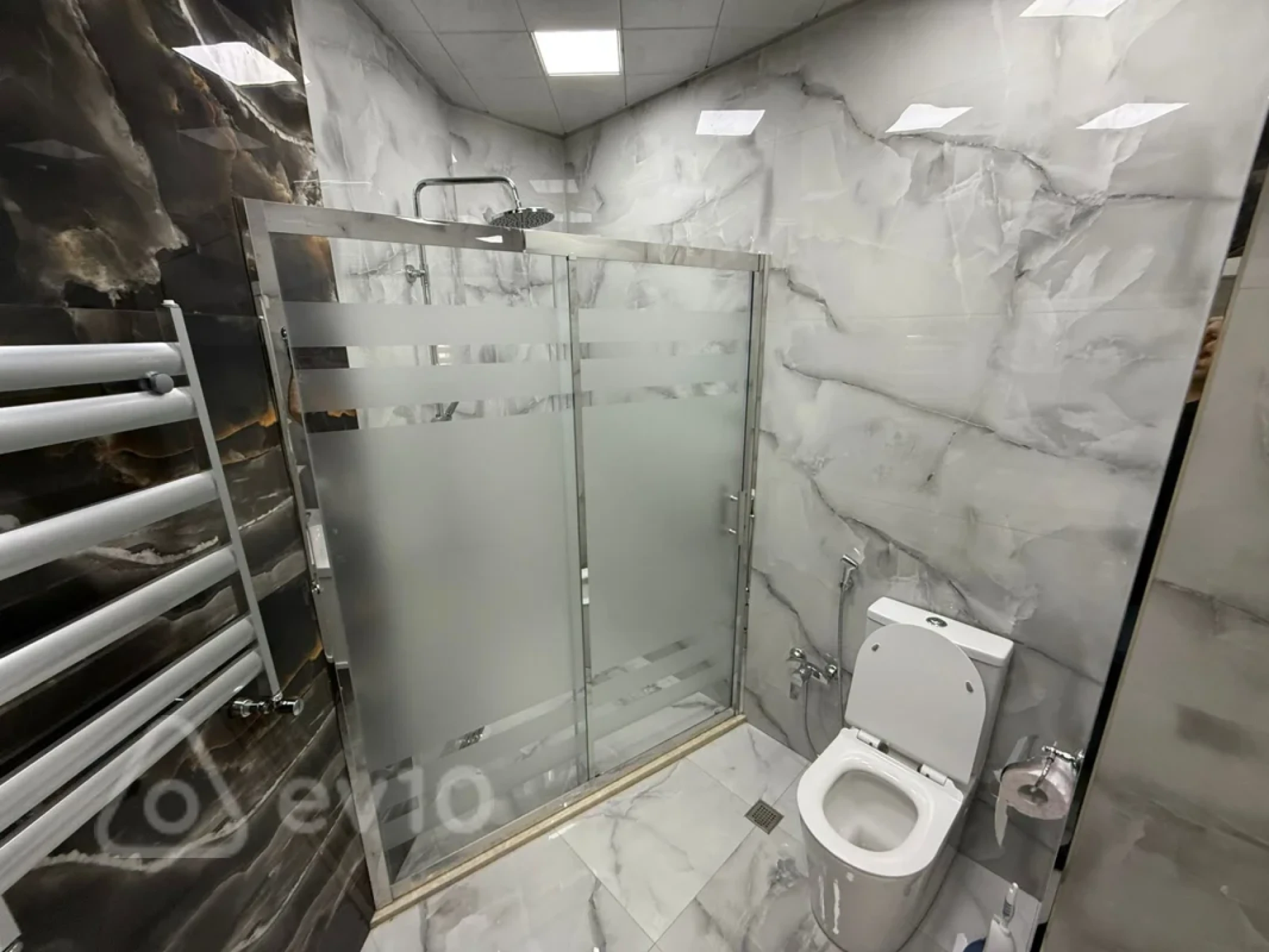 Kirayə verilir 3 otaqlı yeni tikili 120 m²