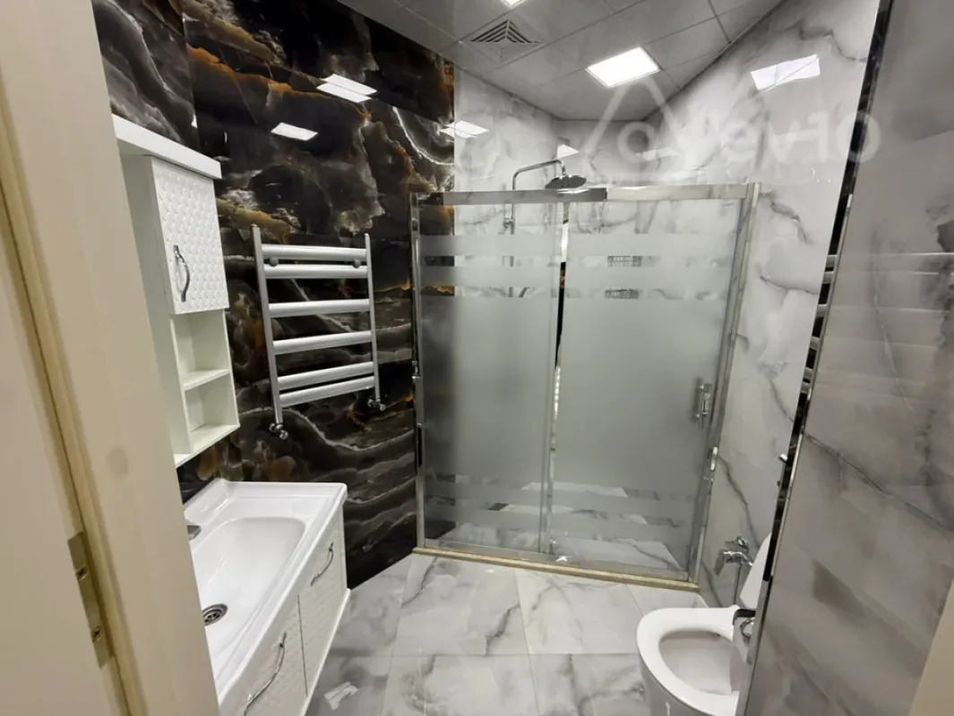 Kirayə verilir 3 otaqlı yeni tikili 120 m²