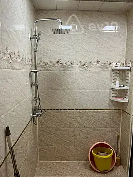 Kirayə verilir 2 otaqlı yeni tikili 68 m²