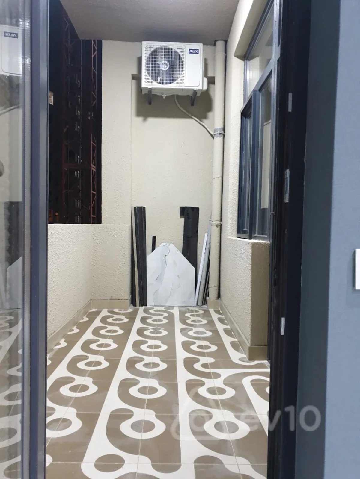 Kirayə verilir 3 otaqlı yeni tikili 150 m²