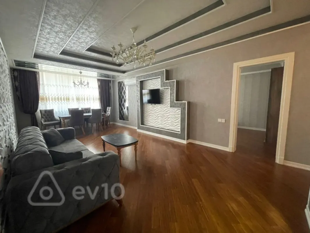 Kirayə verilir 2 otaqlı yeni tikili 98 m²