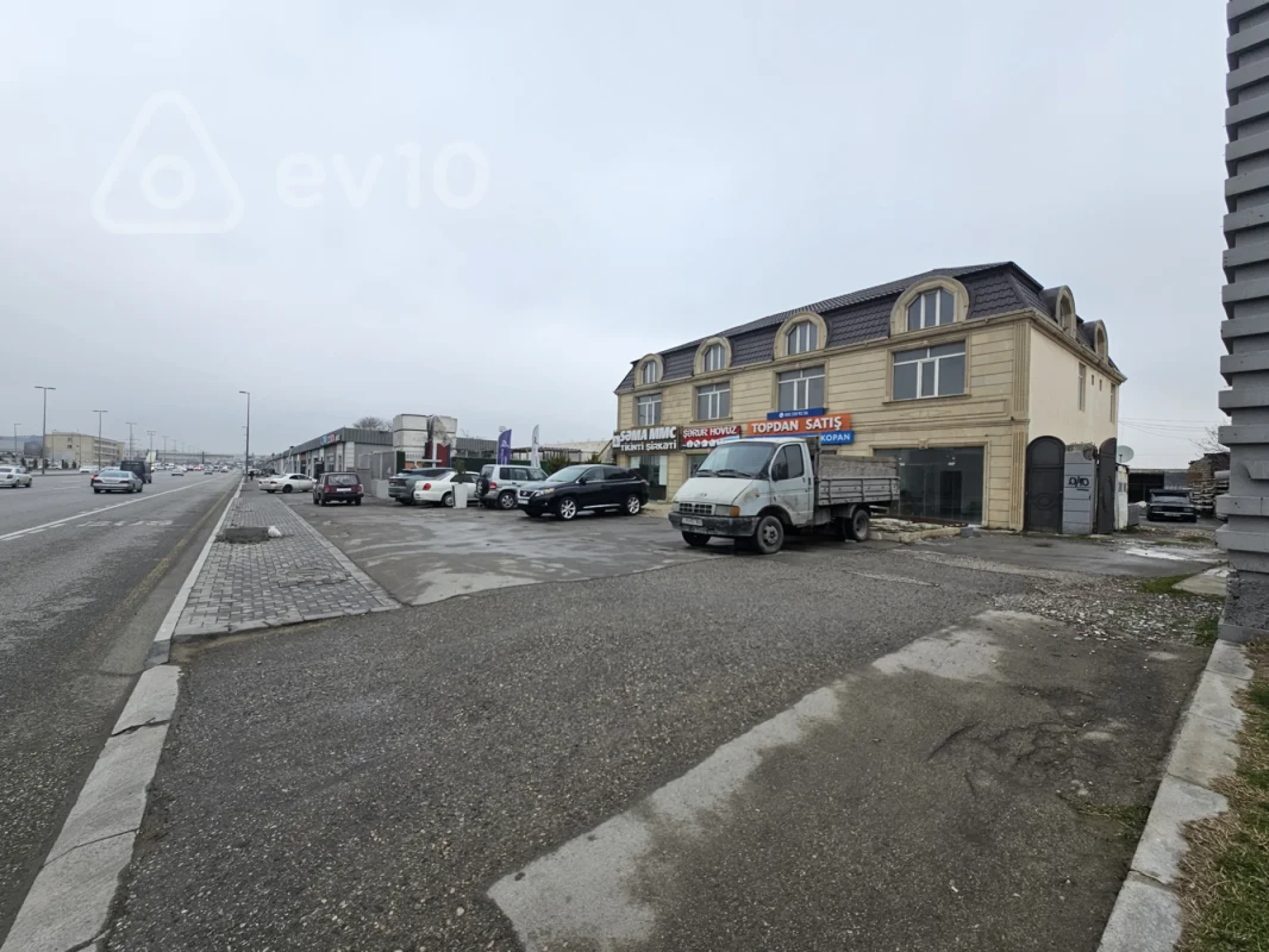 Kirayə verilir mənzil 80 m²