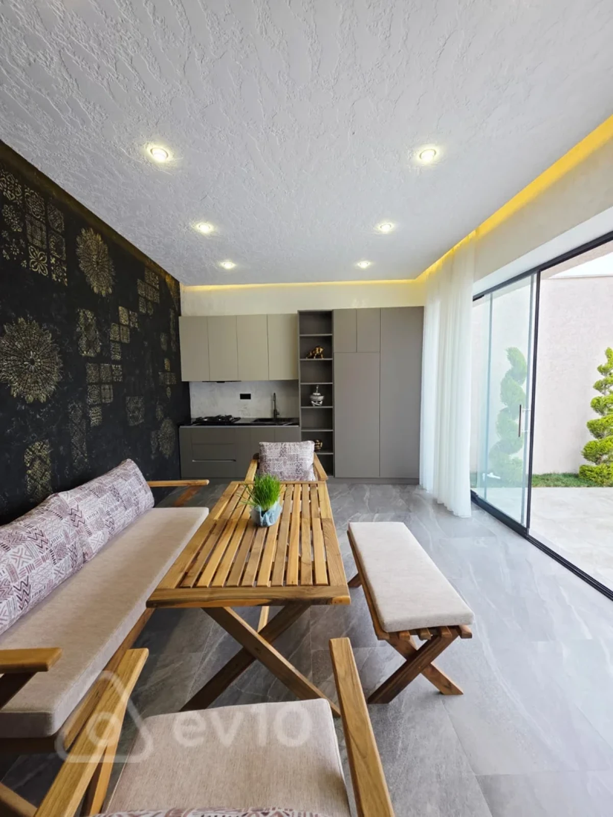 Satılır 4 otaqlı həyət evi 160 m²