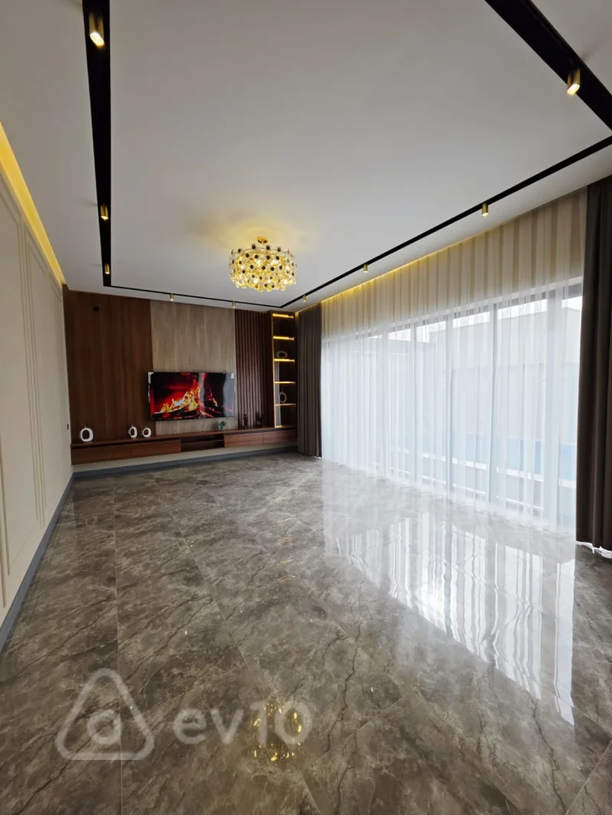 Satılır 4 otaqlı həyət evi 160 m²