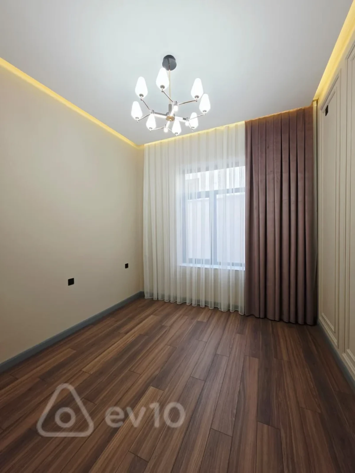 Satılır 4 otaqlı həyət evi 160 m²