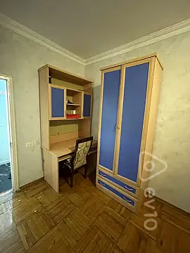 Kirayə verilir 3 otaqlı köhnə tikili 75 m²
