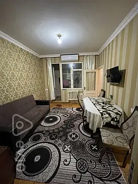 Kirayə verilir 3 otaqlı köhnə tikili 75 m²