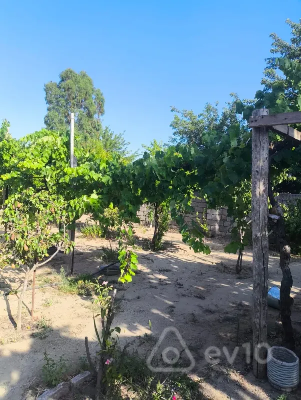 Satılır 4 otaqlı həyət evi 144 m²