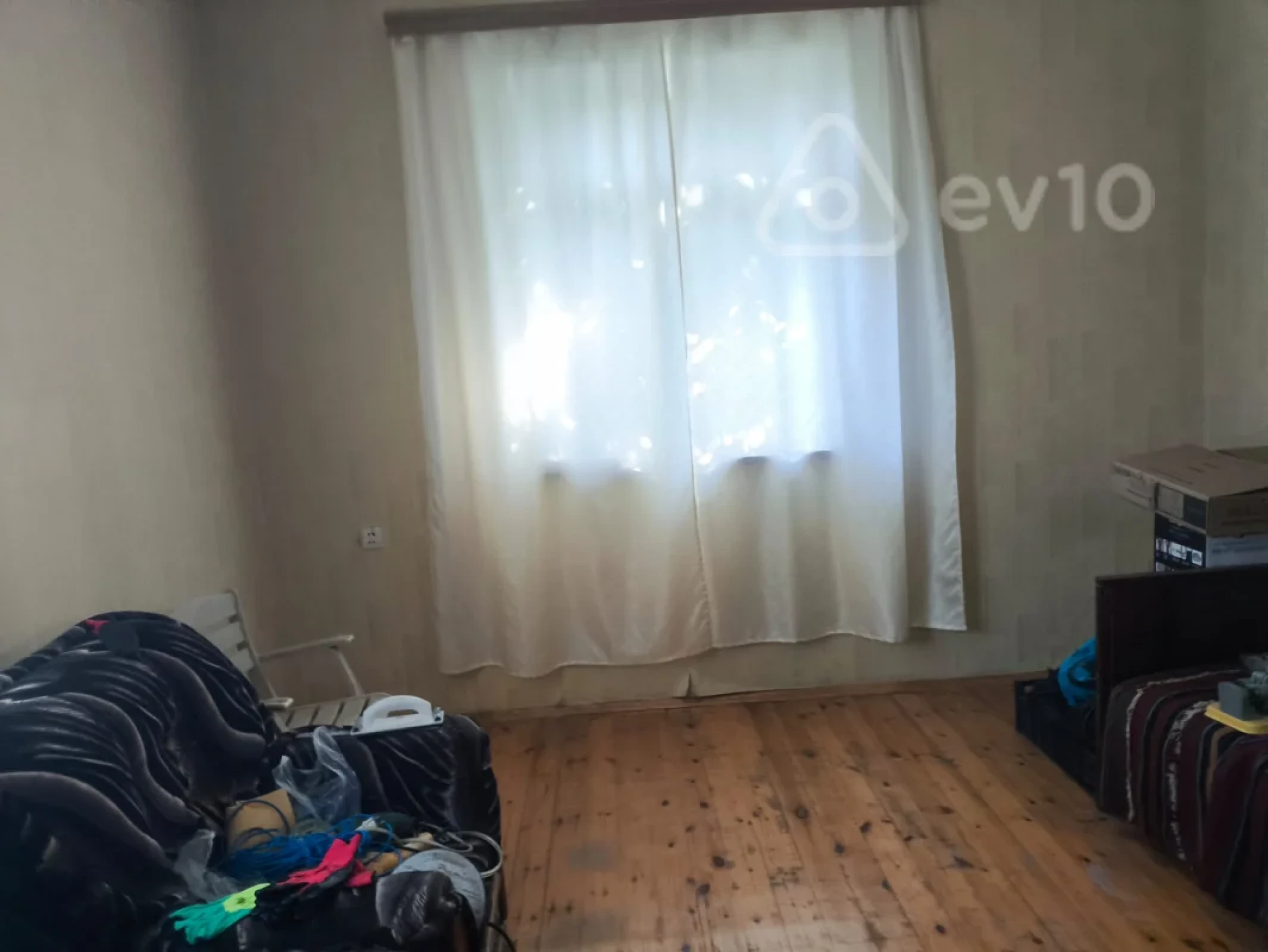 Satılır 4 otaqlı həyət evi 144 m²
