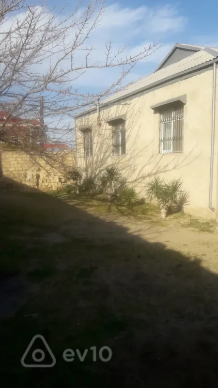 Satılır 4 otaqlı həyət evi 144 m²