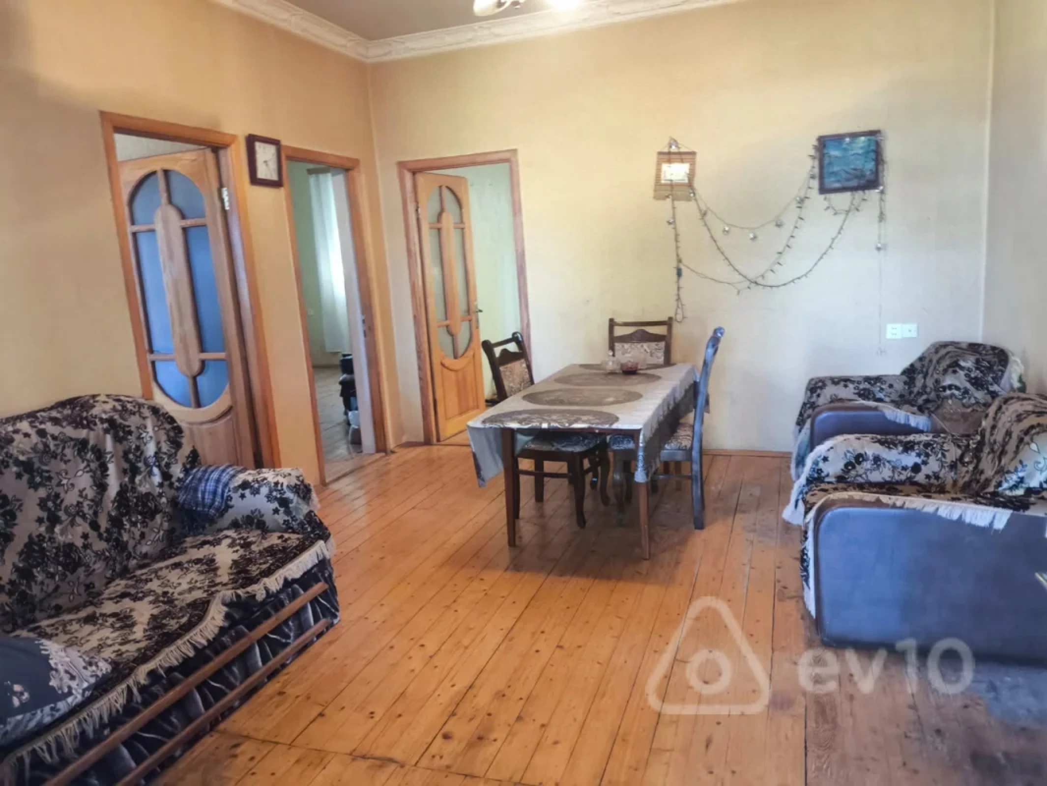 Satılır 4 otaqlı həyət evi 144 m²