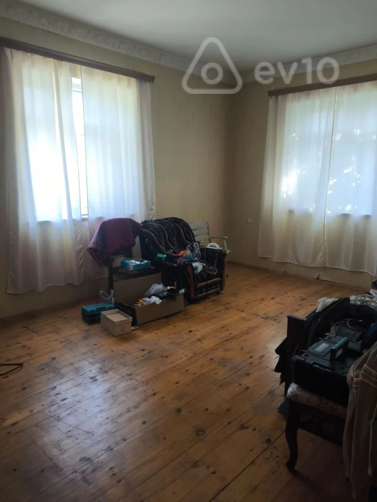 Satılır 4 otaqlı həyət evi 144 m²