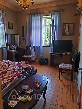 Satılır 4 otaqlı həyət evi 144 m²