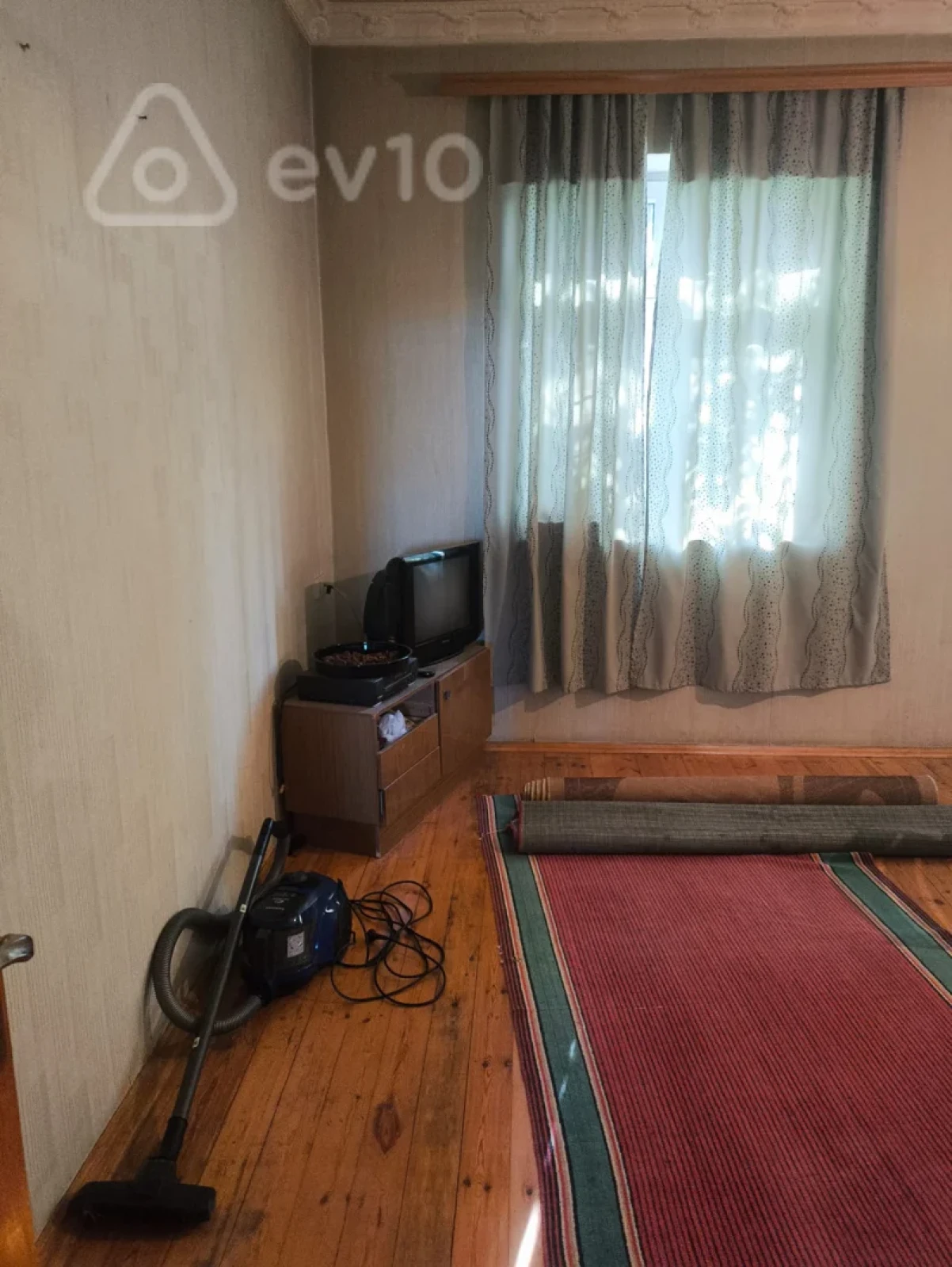 Satılır 4 otaqlı həyət evi 144 m²