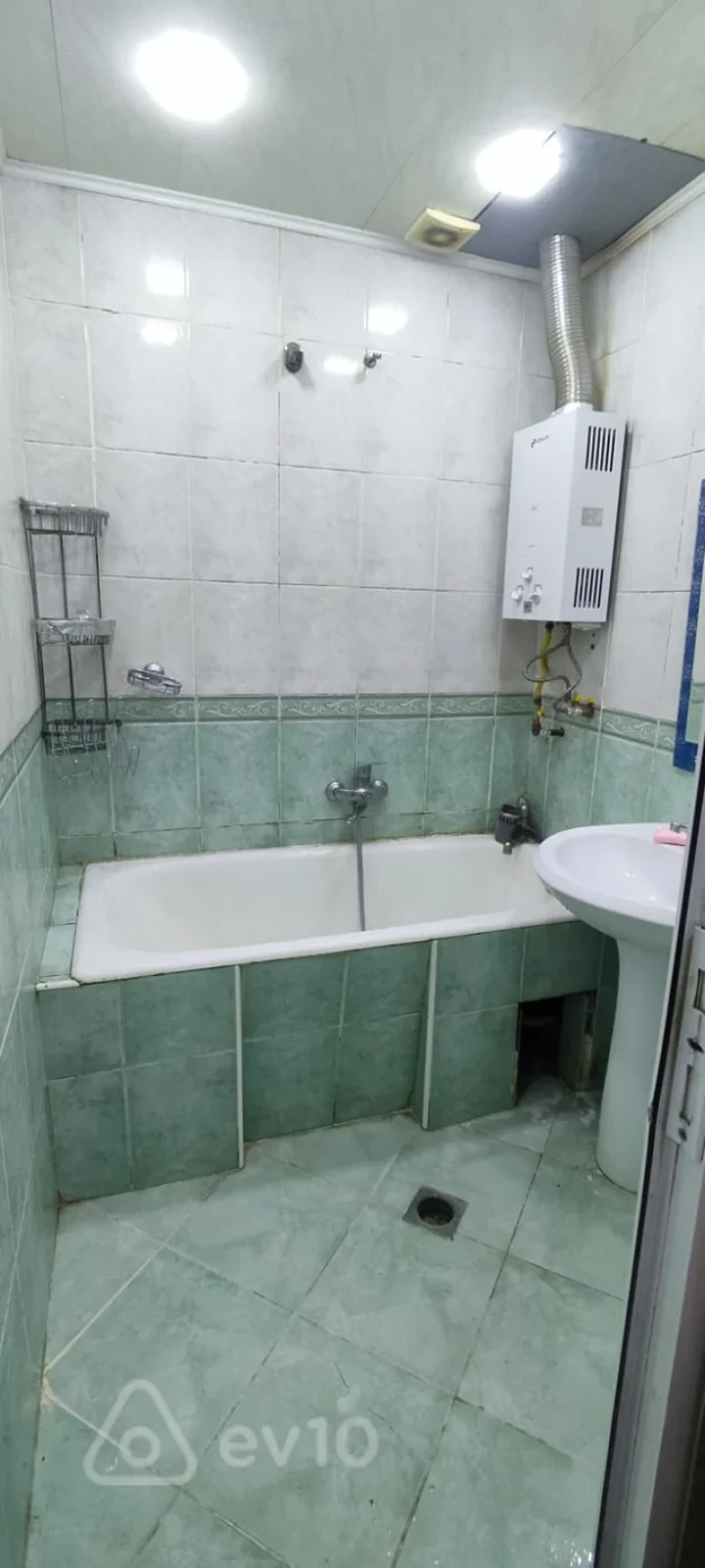 Kirayə verilir 2 otaqlı yeni tikili 48 m²