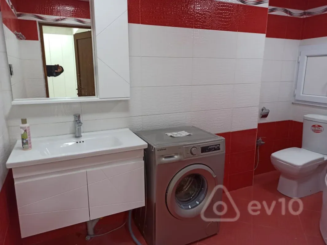 Satılır 3 otaqlı yeni tikili 81 m²