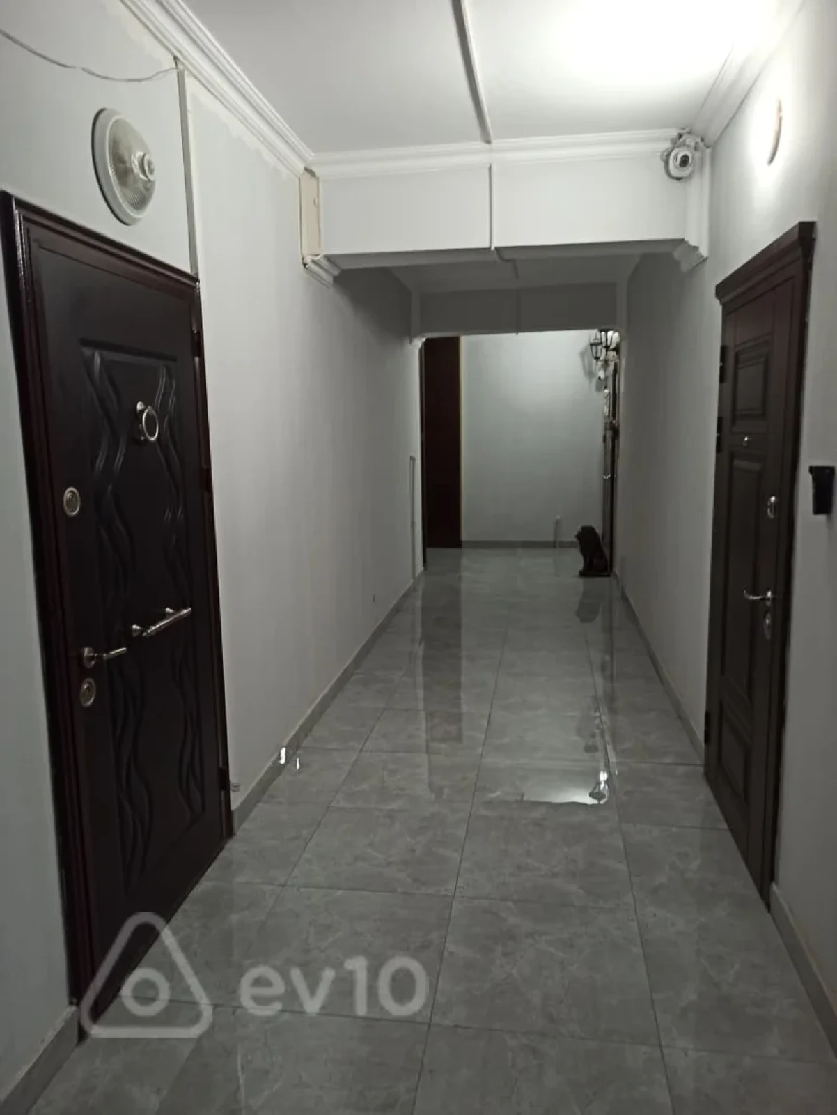 Satılır 3 otaqlı yeni tikili 81 m²