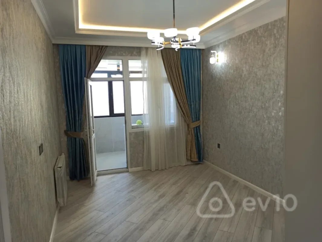 Satılır 3 otaqlı yeni tikili 81 m²