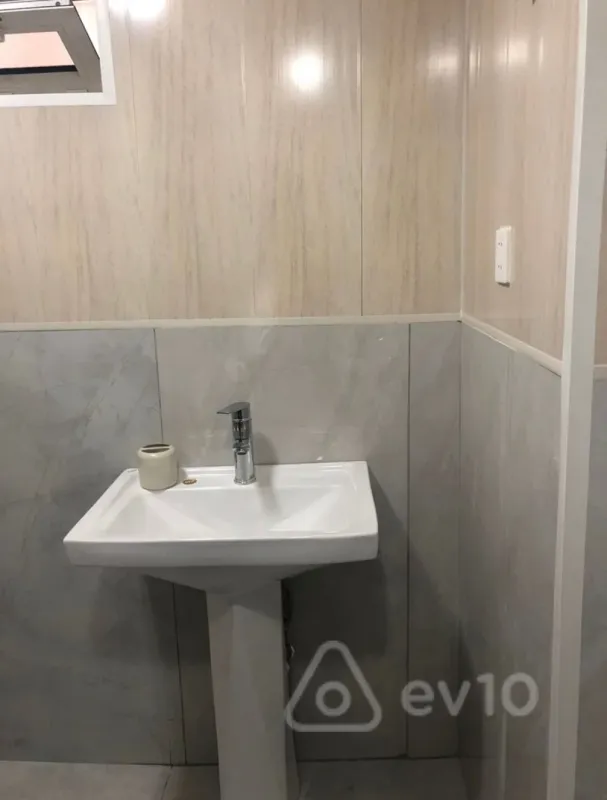 Kirayə verilir 1 otaqlı həyət evi 21 m²