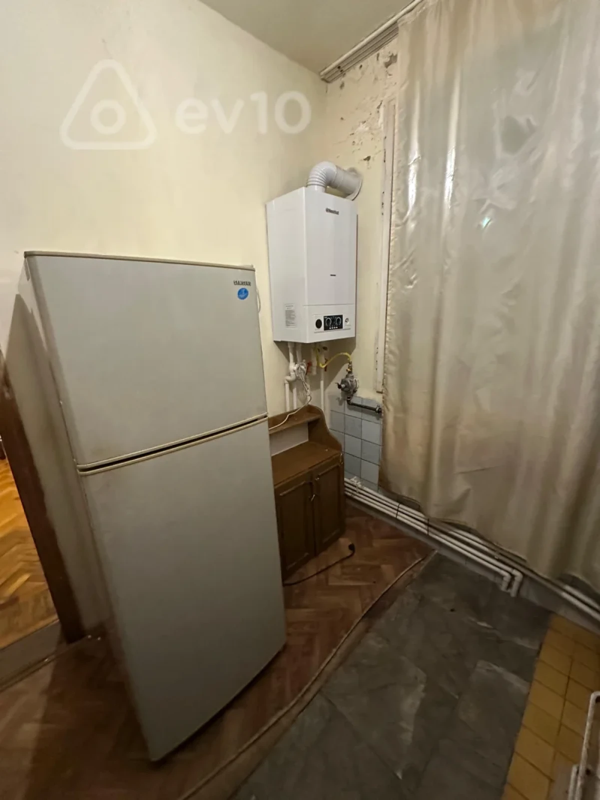 Kirayə verilir 2 otaqlı yeni tikili 50 m²