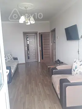 Satılır 2 otaqlı köhnə tikili 50 m²
