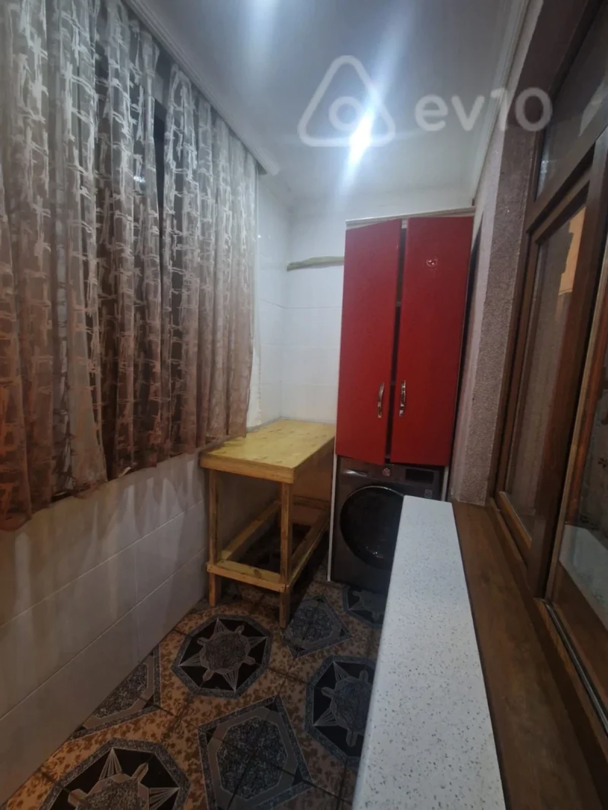 Kirayə verilir 3 otaqlı yeni tikili 50 m²