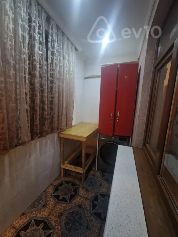 Kirayə verilir 3 otaqlı yeni tikili 50 m²