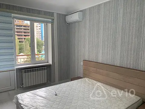 Kirayə verilir 2 otaqlı köhnə tikili 45 m²