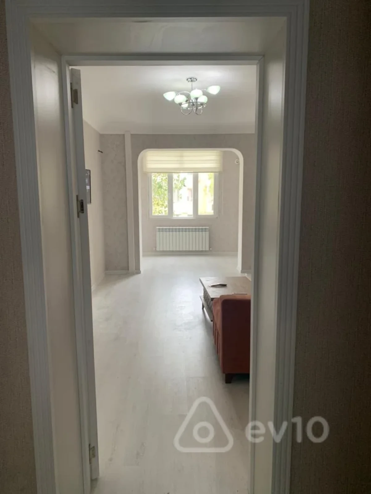 Kirayə verilir 2 otaqlı köhnə tikili 45 m²