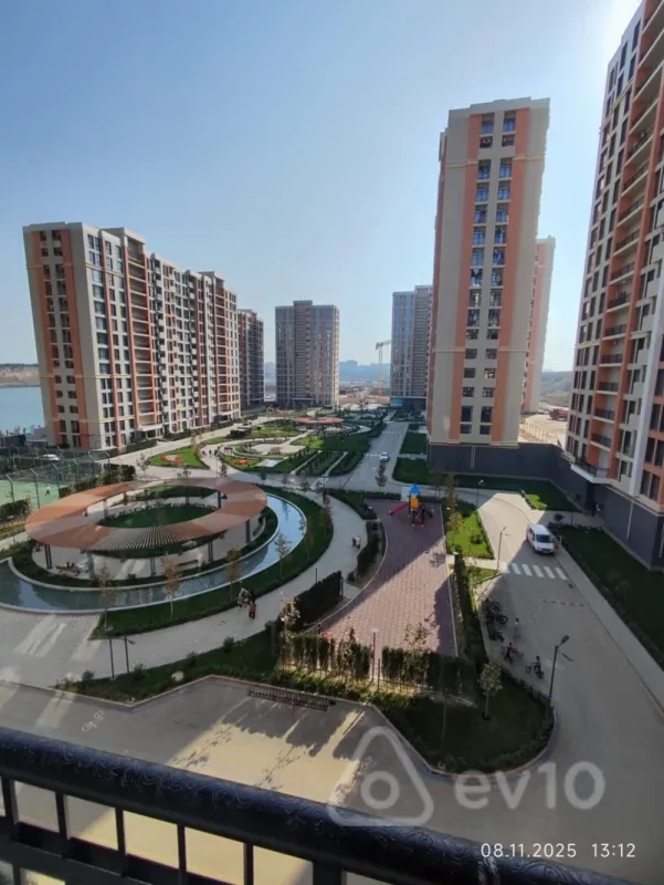 Satılır 2 otaqlı yeni tikili 50 m²