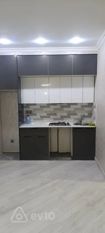 Kirayə verilir 2 otaqlı yeni tikili 60 m²