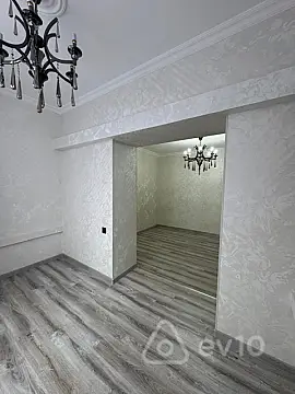 Satılır 3 otaqlı köhnə tikili 65 m²