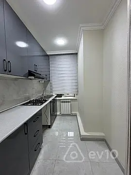 Satılır 3 otaqlı köhnə tikili 65 m²