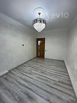 Satılır 3 otaqlı köhnə tikili 65 m²