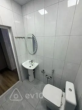 Kirayə verilir 2 otaqlı yeni tikili 51 m²