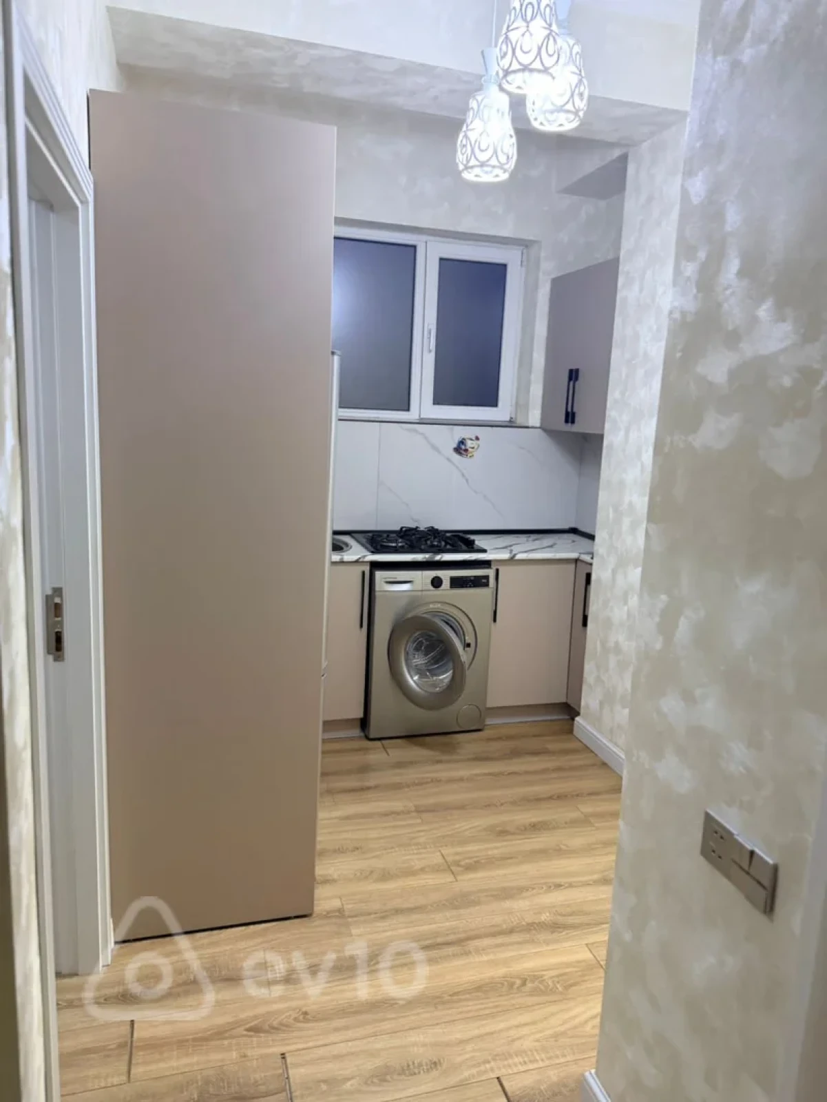 Kirayə verilir 2 otaqlı yeni tikili 51 m²