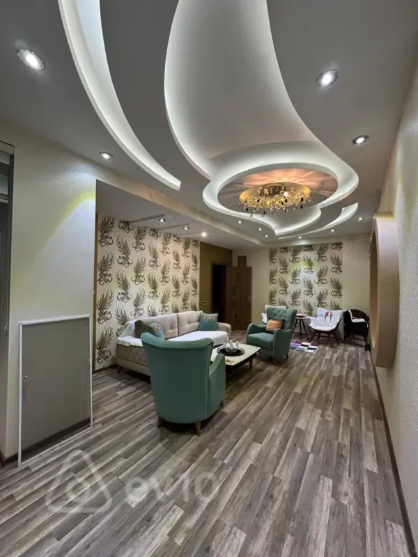 Satılır 2 otaqlı yeni tikili 80 m²