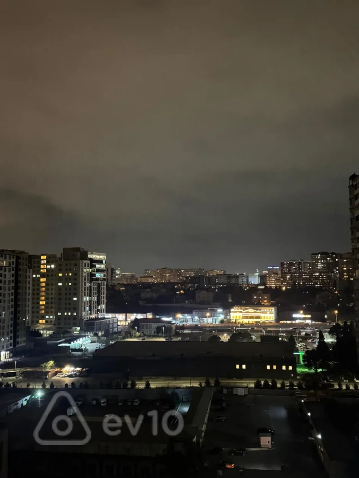 Satılır 2 otaqlı yeni tikili 80 m²