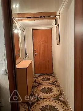 Kirayə verilir 2 otaqlı köhnə tikili 65 m²