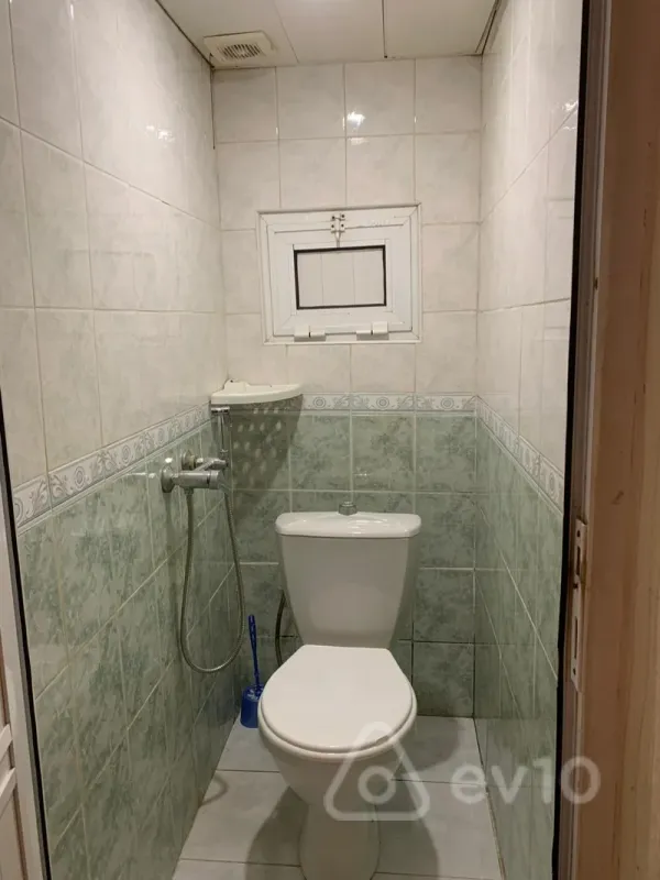 Kirayə verilir 2 otaqlı köhnə tikili 65 m²
