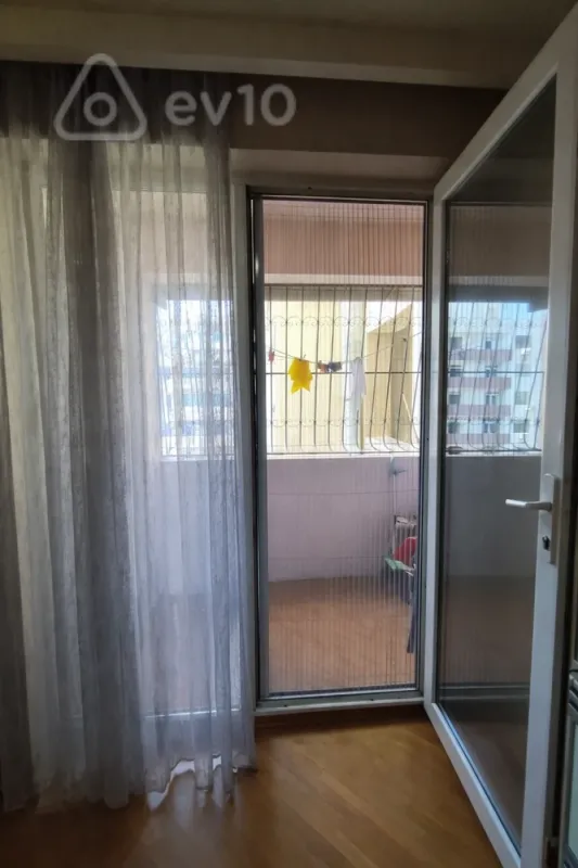 Kirayə verilir 3 otaqlı yeni tikili 141 m²