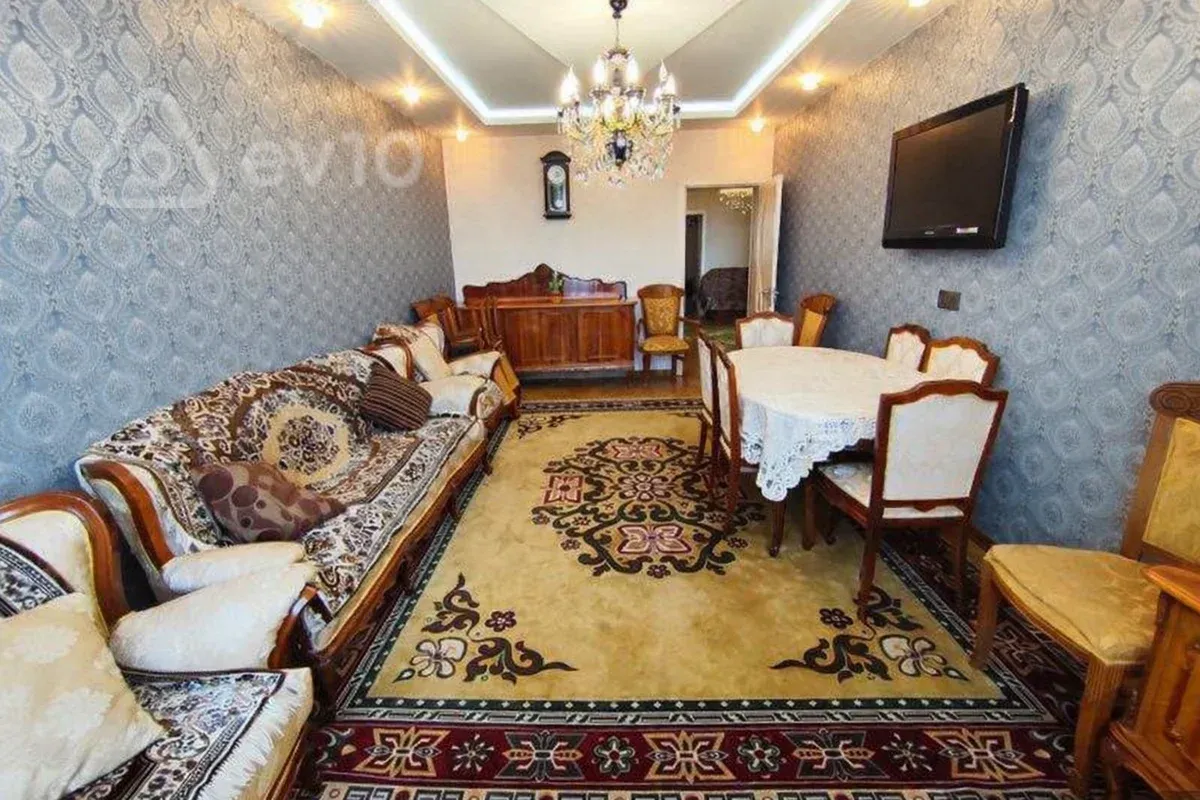 Kirayə verilir 3 otaqlı yeni tikili 141 m²