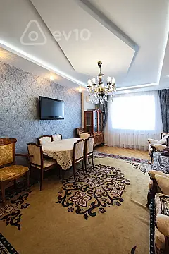 Kirayə verilir 3 otaqlı yeni tikili 141 m²