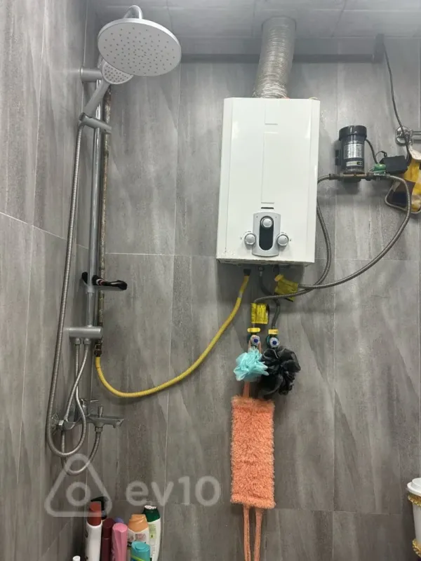 Kirayə verilir 1 otaqlı köhnə tikili 30 m²