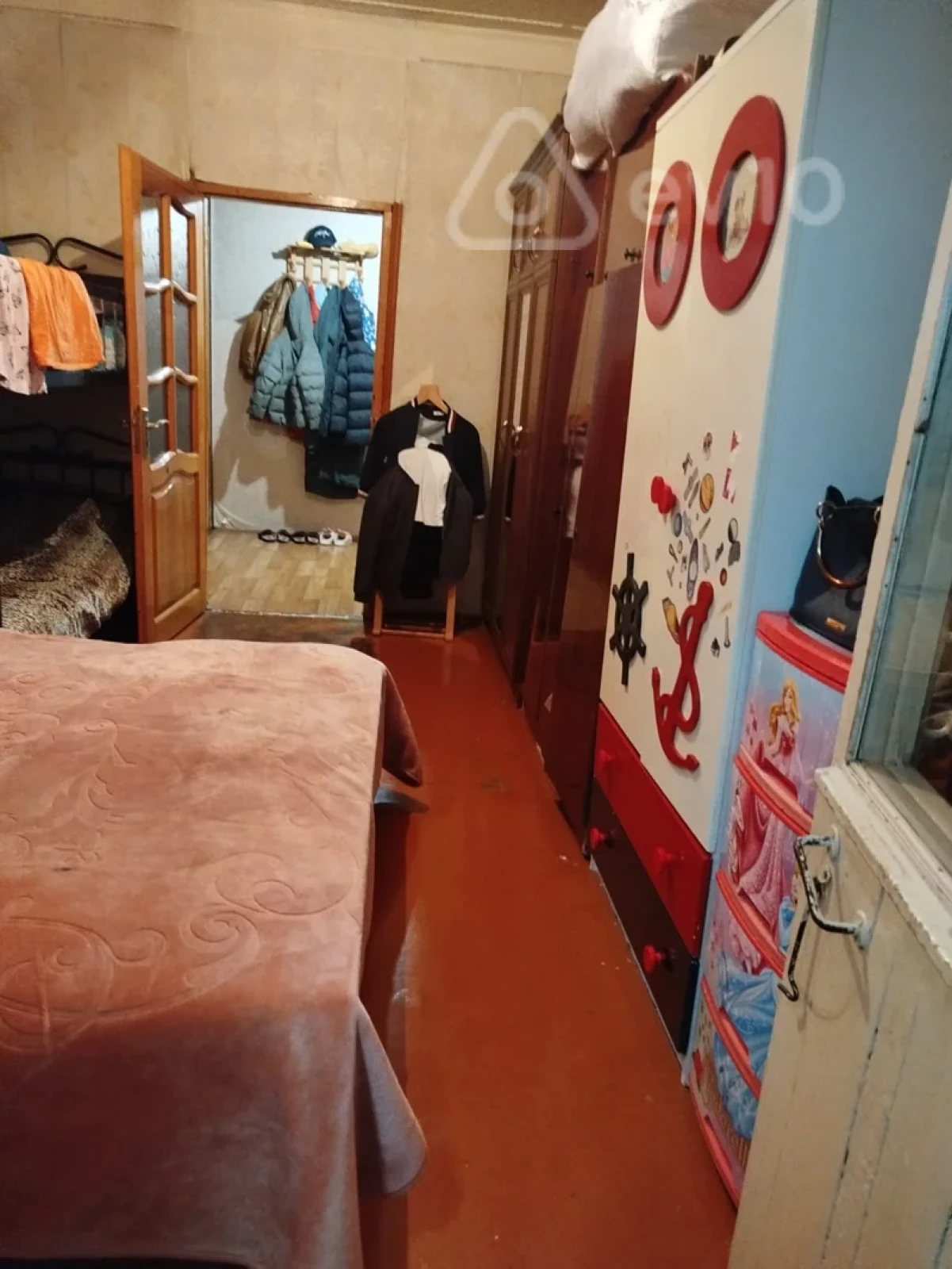 Satılır 2 otaqlı köhnə tikili 65 m²