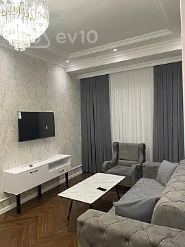 Kirayə verilir 2 otaqlı yeni tikili 65 m²