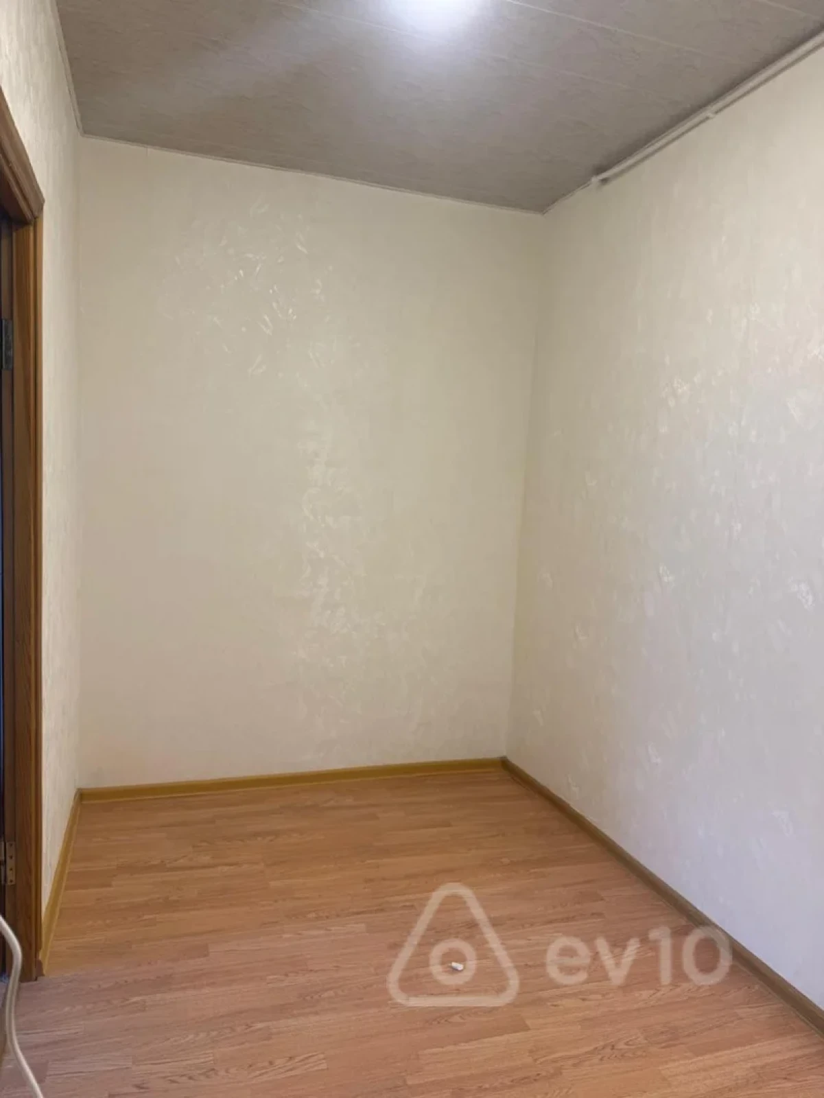 Kirayə verilir 2 otaqlı köhnə tikili 50 m²