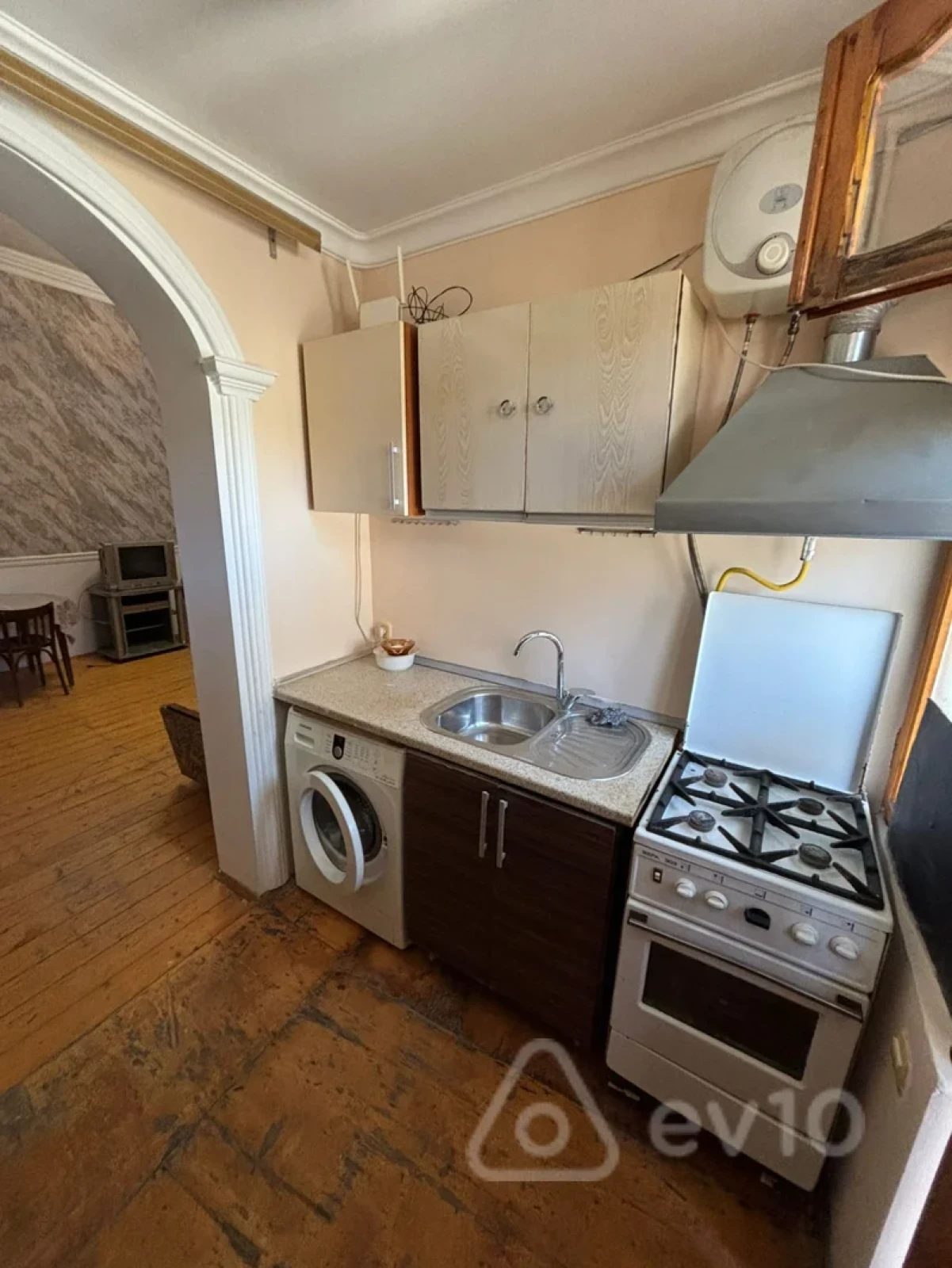 Kirayə verilir 1 otaqlı həyət evi 40 m²